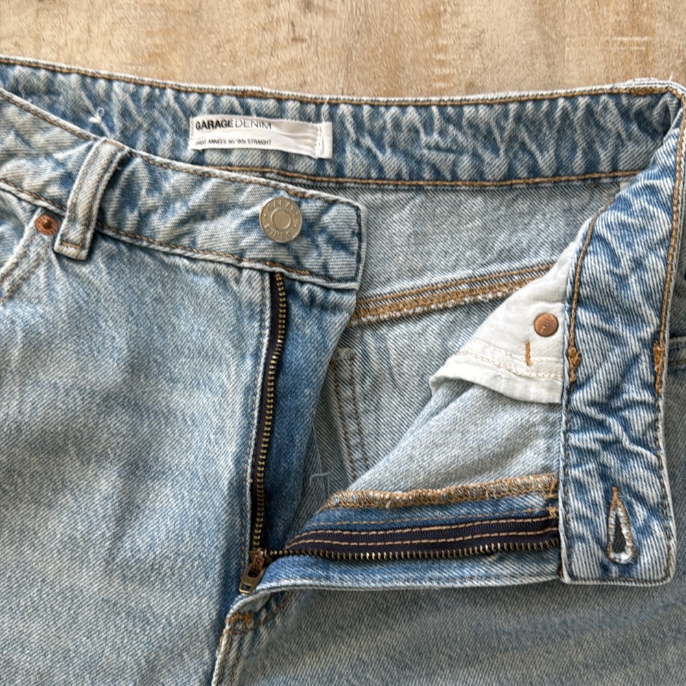 Garage 90’s Straight Jean {Light Blue} 7/28 - Picture 5 of 9